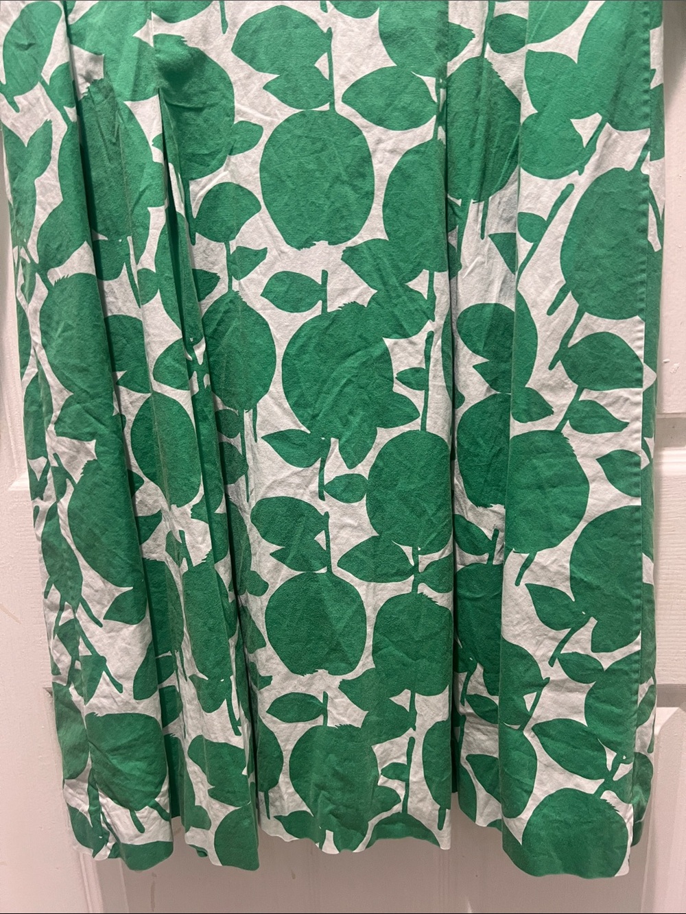 Boden Green Leaf-Print Button-Front Midi Dress - Picture 9 of 10